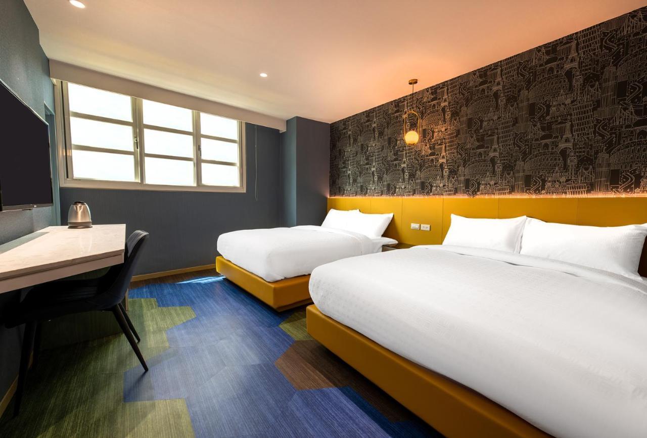 Royal Group Hotel Xiong Zhong Branch Каосюн Екстериор снимка