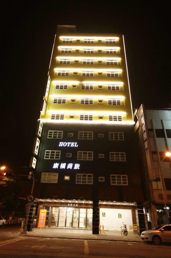 Royal Group Hotel Xiong Zhong Branch Каосюн Екстериор снимка